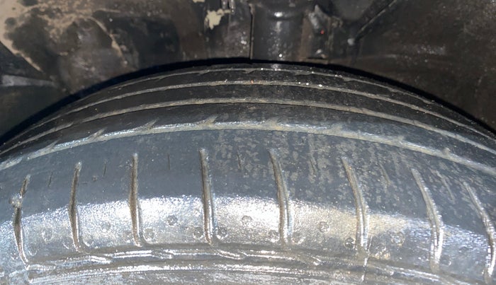 2022 KIA SELTOS HTK PLUS 1.5 DIESEL, Diesel, Manual, 70,089 km, Left Front Tyre Tread