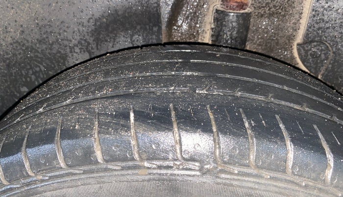 2022 KIA SELTOS HTK PLUS 1.5 DIESEL, Diesel, Manual, 70,089 km, Left Rear Tyre Tread