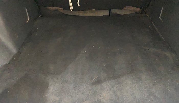 2014 Renault Duster 85 PS RXL DIESEL, Diesel, Manual, 1,15,074 km, Boot Inside