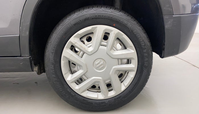 2019 Maruti Vitara Brezza ZDI AMT, Diesel, Automatic, 74,766 km, Left Rear Wheel