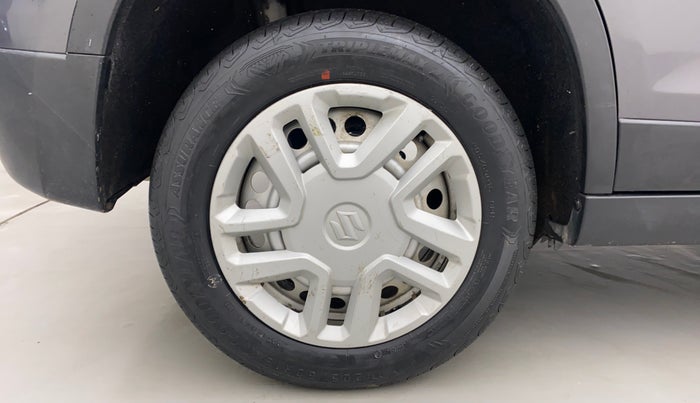 2019 Maruti Vitara Brezza ZDI AMT, Diesel, Automatic, 74,766 km, Right Rear Wheel