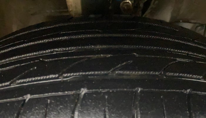 2021 Maruti New Wagon-R LXI CNG 1.0, CNG, Manual, 61,622 km, Right Front Tyre Tread
