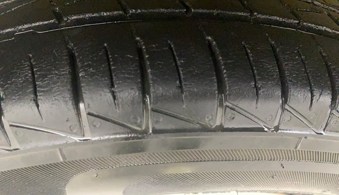 2020 Maruti Alto VXI PLUS, Petrol, Manual, 28,726 km, Right Rear Tyre Tread