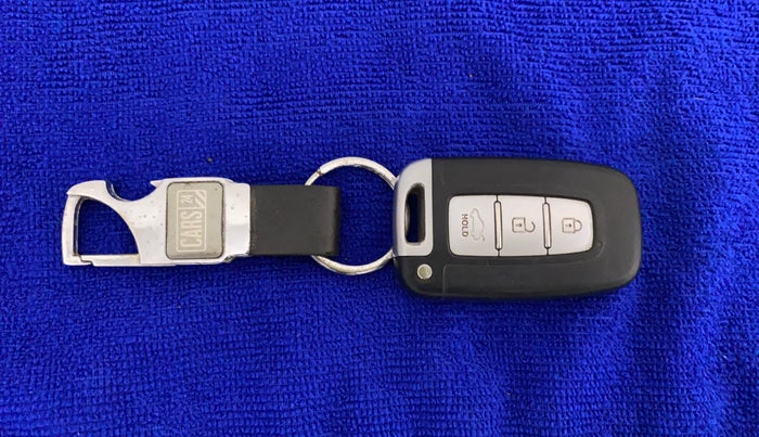 2015 Hyundai New Elantra 1.8 SX AT VTVT, Petrol, Automatic, 69,431 km, Key Close Up