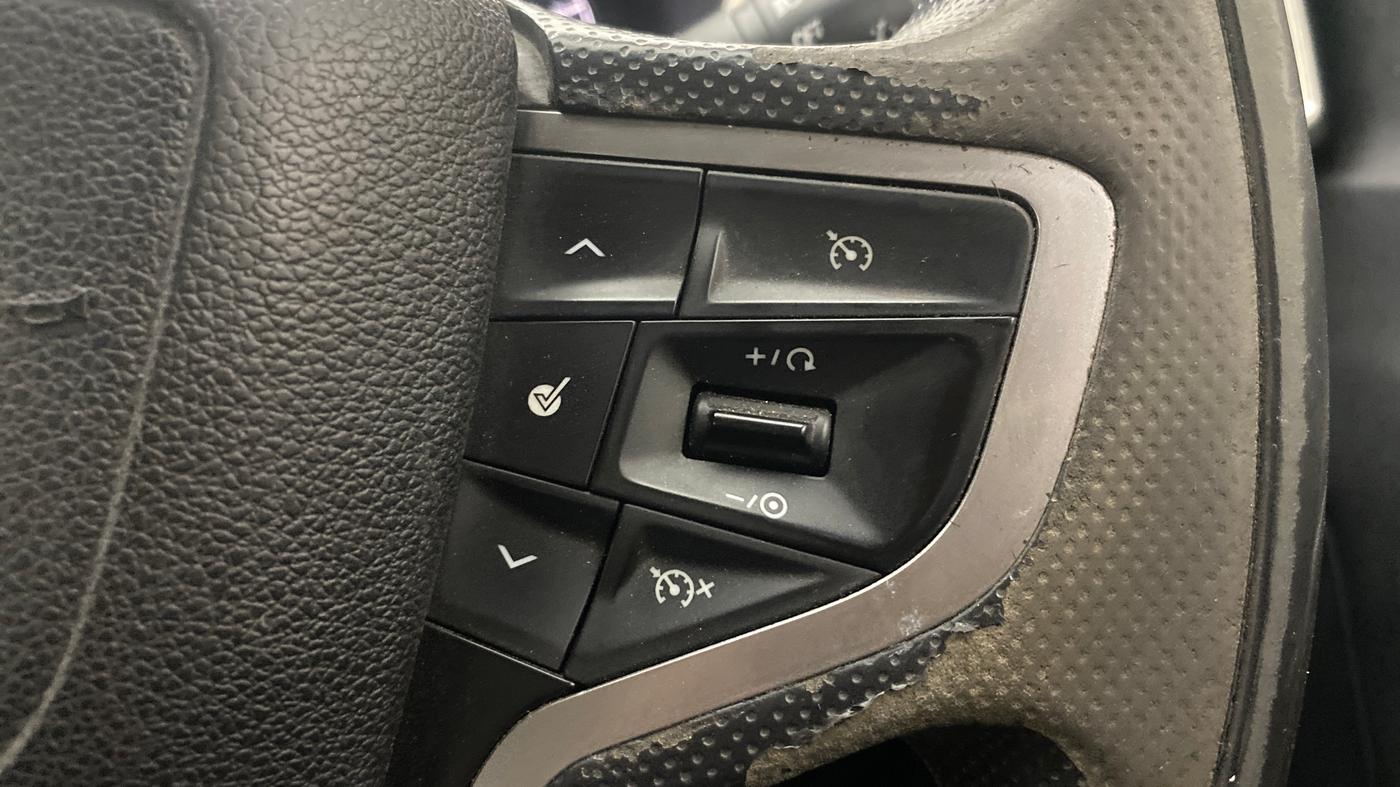 2020 Tata Harrier XZA PLUS 2.0L DUAL TONE, Diesel, Automatic, 64,390 km, Adaptive Cruise Control