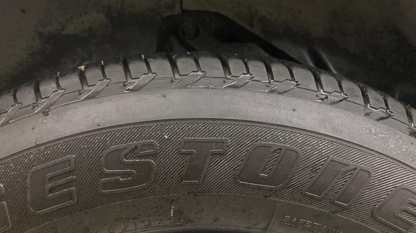 2020 Tata Harrier XZA PLUS 2.0L DUAL TONE, Diesel, Automatic, 64,390 km, Right Rear Tyre Tread