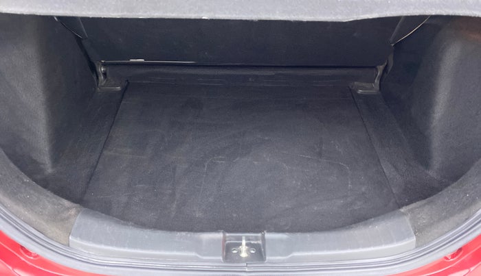 2019 Honda Jazz 1.2 VX AT, Petrol, Automatic, 27,556 km, Boot Inside
