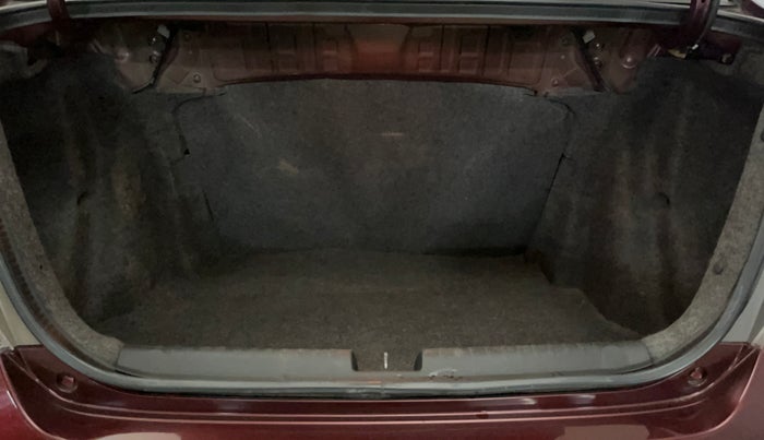 2014 Honda Amaze 1.2L I-VTEC VX, Petrol, Manual, 22,221 km, Boot Inside