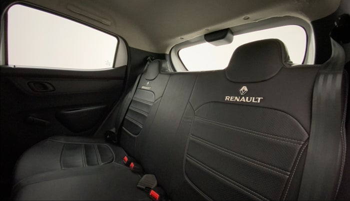 2016 Renault Kwid RXT 0.8, Petrol, Manual, 48,113 km, Right Side Rear Door Cabin