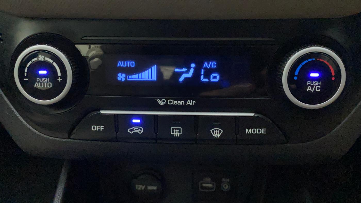2017 Hyundai Creta SX PLUS 1.6 PETROL, Petrol, Manual, 56,521 km, Automatic Climate Control