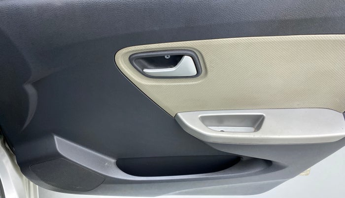 2018 Maruti Alto K10 VXI P, Petrol, Manual, 30,224 km, Driver Side Door Panels Control