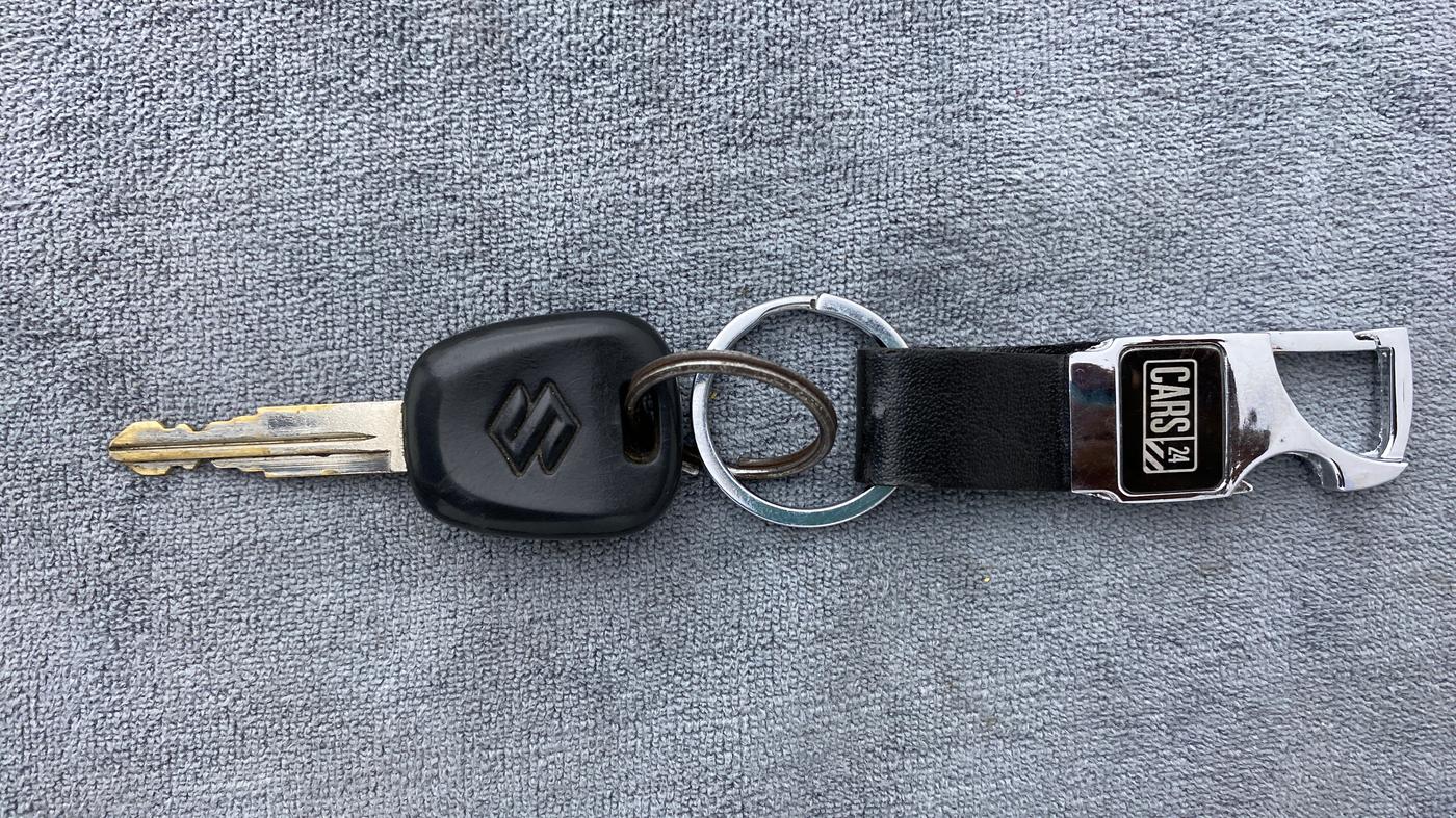 2018 Maruti Alto K10 VXI P, Petrol, Manual, 30,224 km, Key Close Up
