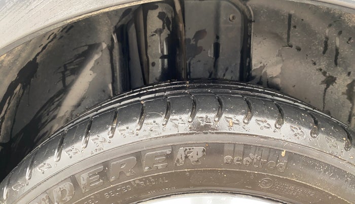 2023 Skoda KUSHAQ STYLE 1.0L TSI MT, Petrol, Manual, 66,576 km, Right Rear Tyre Tread