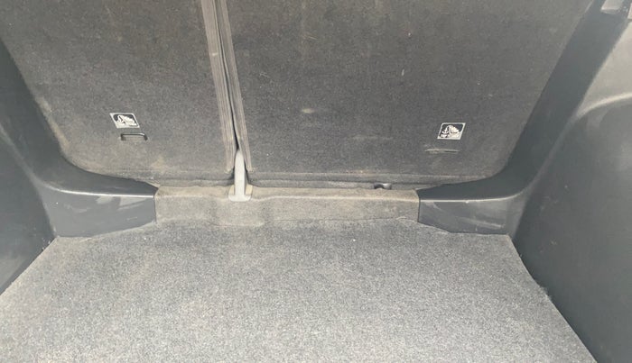 2023 Skoda KUSHAQ STYLE 1.0L TSI MT, Petrol, Manual, 66,576 km, Boot Inside