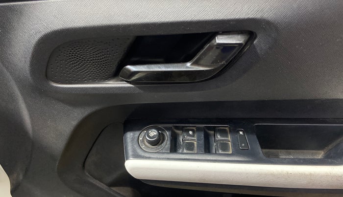 2021 Tata PUNCH ACCOMPLISHED MT, Petrol, Manual, 63,980 km, Driver Side Door Panels Control