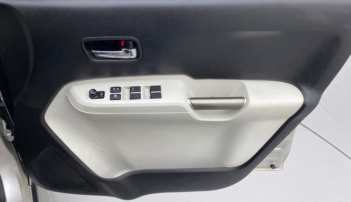 2017 Maruti IGNIS ZETA 1.2 AMT, Petrol, Automatic, 21,221 km, Driver Side Door Panels Control