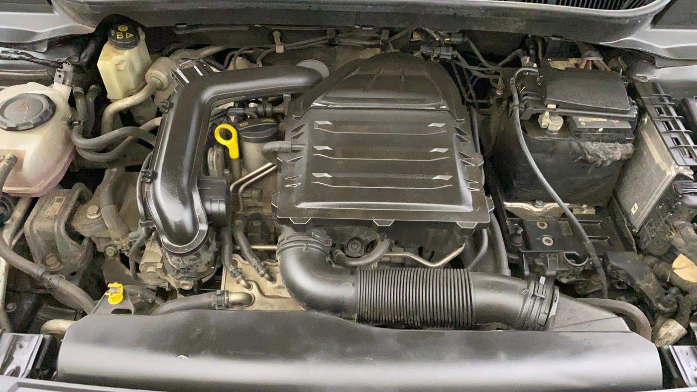 2022 Skoda KUSHAQ ACTIVE 1.0L TSI MT, Petrol, Manual, 41,024 km, Engine View