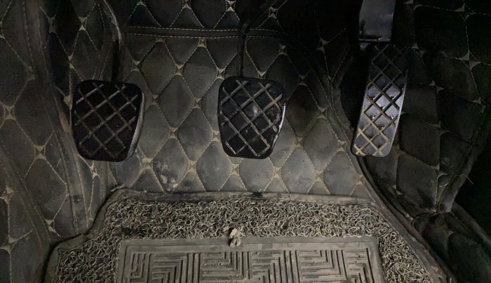 2022 Skoda KUSHAQ ACTIVE 1.0L TSI MT, Petrol, Manual, 41,024 km, Pedals