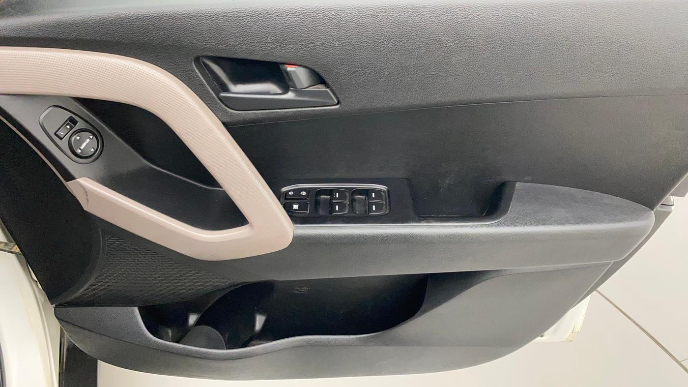 2018 Hyundai Creta E PLUS 1.6 PETROL, Petrol, Manual, 1,03,772 km, Driver Side Door Panels Control