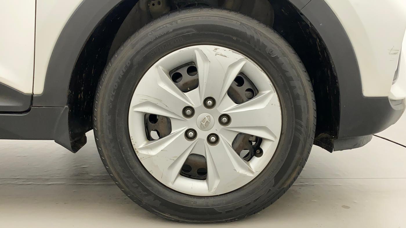 2018 Hyundai Creta E PLUS 1.6 PETROL, Petrol, Manual, 1,03,772 km, Right Front Wheel