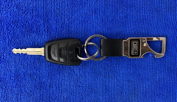 2018 Hyundai Grand i10 MAGNA 1.2 VTVT, Petrol, Manual, 51,955 km, Key Close Up
