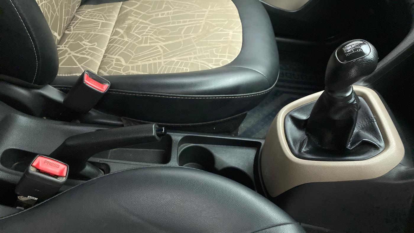 2018 Hyundai Grand i10 MAGNA 1.2 VTVT, Petrol, Manual, 51,955 km, Gear Lever