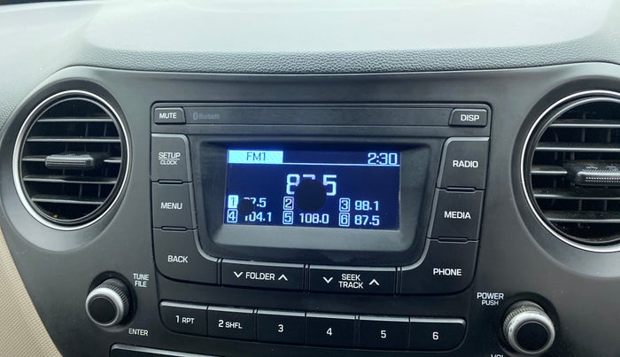 2019 Hyundai Grand i10 MAGNA 1.2 KAPPA VTVT, Petrol, Manual, 30,279 km, Infotainment system - Display has spot on screen