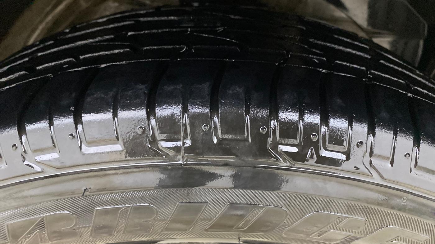 2020 MG HECTOR SHARP 1.5 DCT PETROL, Petrol, Automatic, 47,682 km, Right Front Tyre Tread