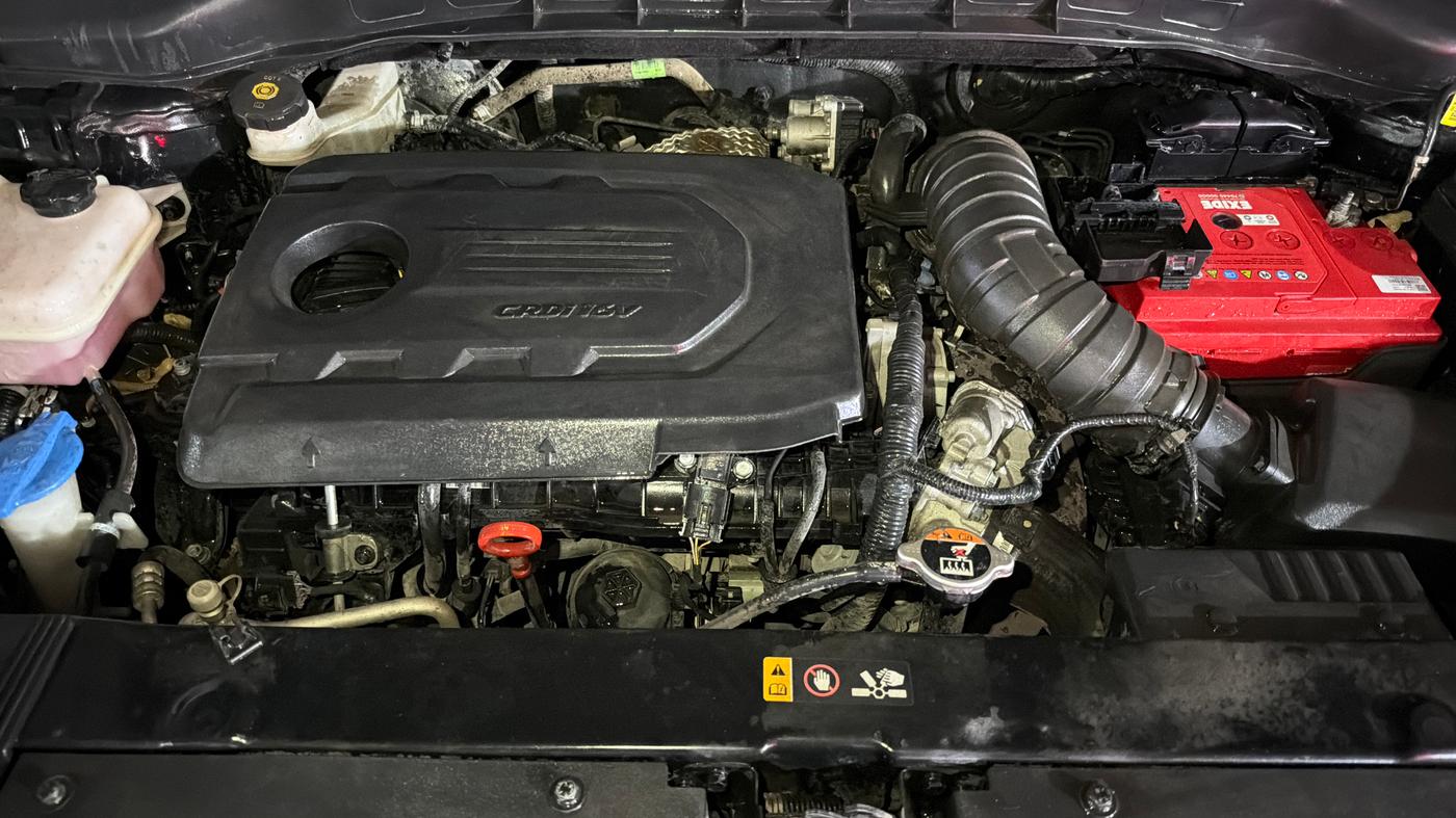 2022 KIA CARENS LUXURY 1.5 DIESEL 7 STR, Diesel, Manual, 82,982 km, Engine View