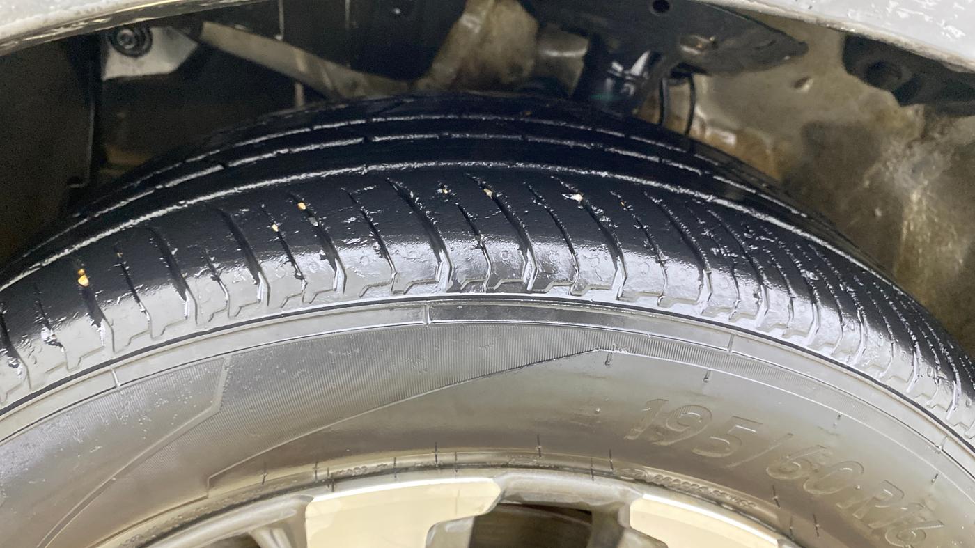 2021 Honda WR-V 1.5L I-DTEC SV MT, Diesel, Manual, 41,411 km, Left Front Tyre Tread