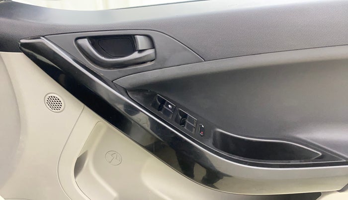 2019 Tata NEXON XM PETROL, Petrol, Manual, 59,736 km, Driver Side Door Panels Control
