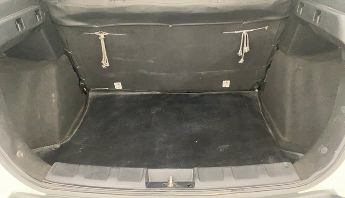 2019 Tata NEXON XM PETROL, Petrol, Manual, 59,736 km, Boot Inside