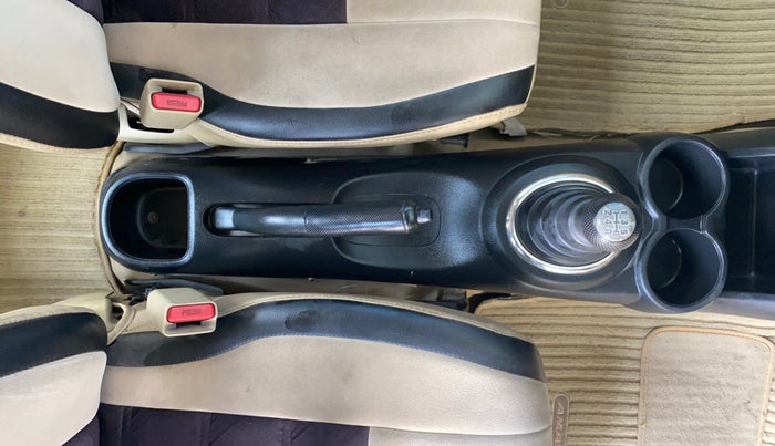 2016 Honda Amaze 1.2L I-VTEC VX, Petrol, Manual, 23,030 km, Gear Lever