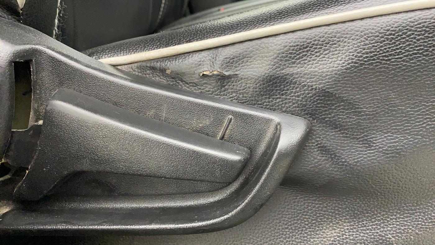 2020 Maruti S PRESSO VXI CNG, CNG, Manual, 1,26,387 km, Driver Side Adjustment Panel