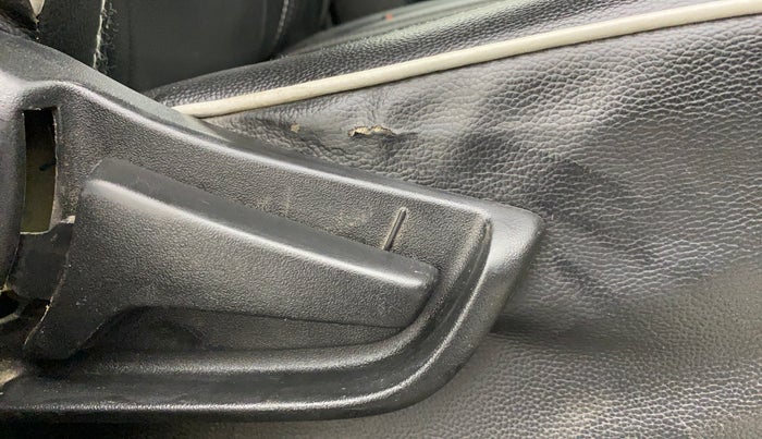 2020 Maruti S PRESSO VXI CNG, CNG, Manual, 1,26,387 km, Driver Side Adjustment Panel