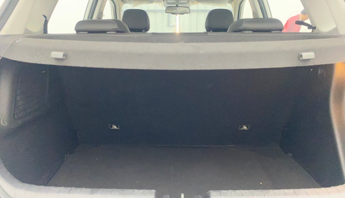 2021 Hyundai NEW I20 ASTA (O) 1.2 MT, Petrol, Manual, 34,945 km, Boot Inside