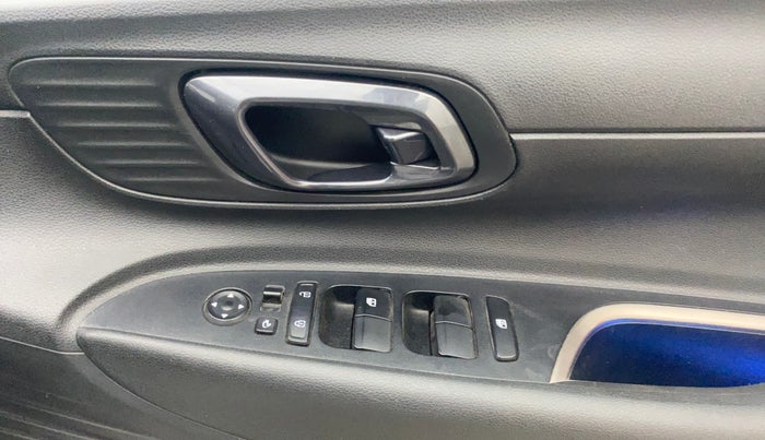 2021 Hyundai NEW I20 ASTA (O) 1.2 MT, Petrol, Manual, 34,945 km, Driver Side Door Panels Control