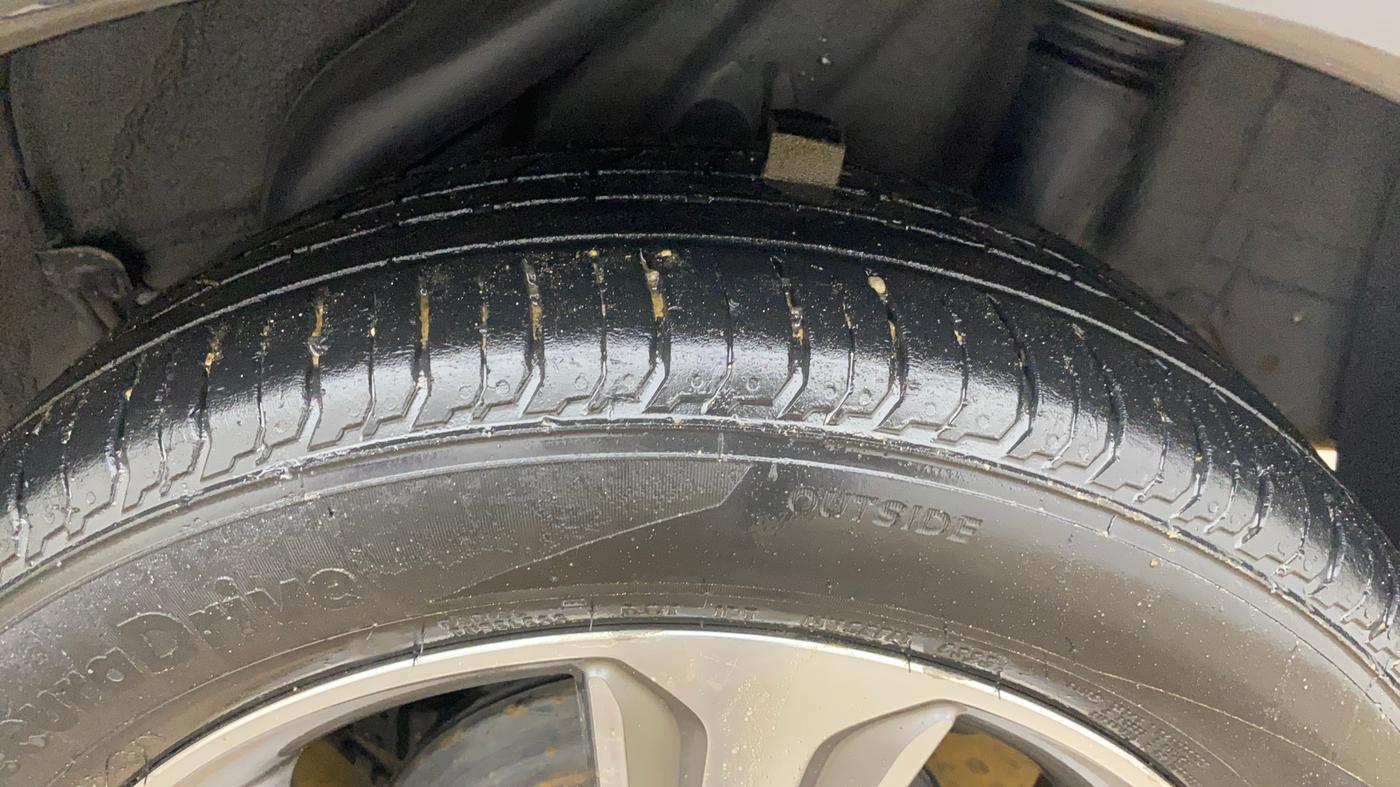 2019 Hyundai Verna 1.6 SX (O) CRDI MT, Diesel, Manual, 68,690 km, Left Rear Tyre Tread