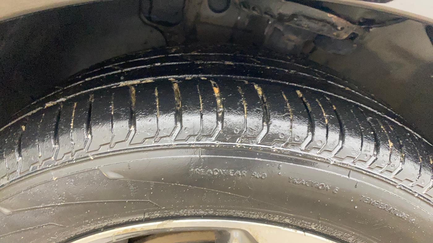 2019 Hyundai Verna 1.6 SX (O) CRDI MT, Diesel, Manual, 68,690 km, Left Front Tyre Tread