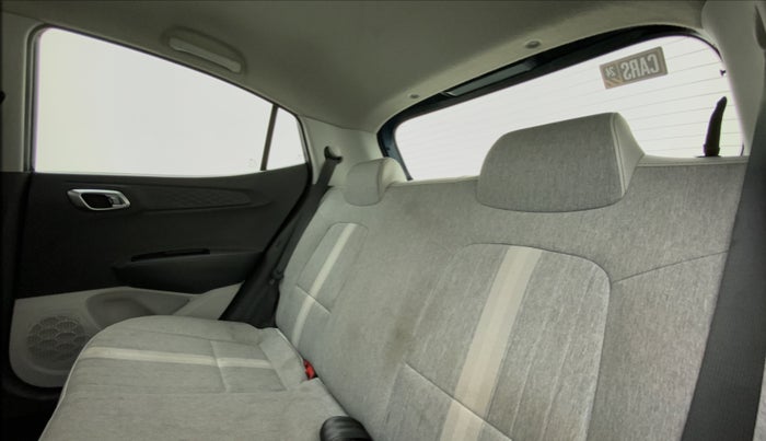 2021 Hyundai GRAND I10 NIOS SPORTZ U2 AMT 1.2 CRDI, Diesel, Automatic, 31,604 km, Right Side Rear Door Cabin