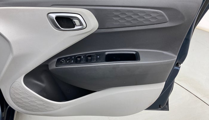 2021 Hyundai GRAND I10 NIOS SPORTZ U2 AMT 1.2 CRDI, Diesel, Automatic, 31,604 km, Driver Side Door Panels Control