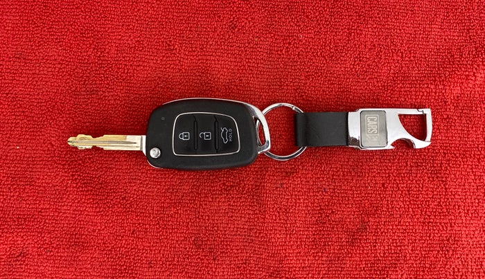 2021 Hyundai GRAND I10 NIOS SPORTZ U2 AMT 1.2 CRDI, Diesel, Automatic, 31,604 km, Key Close Up