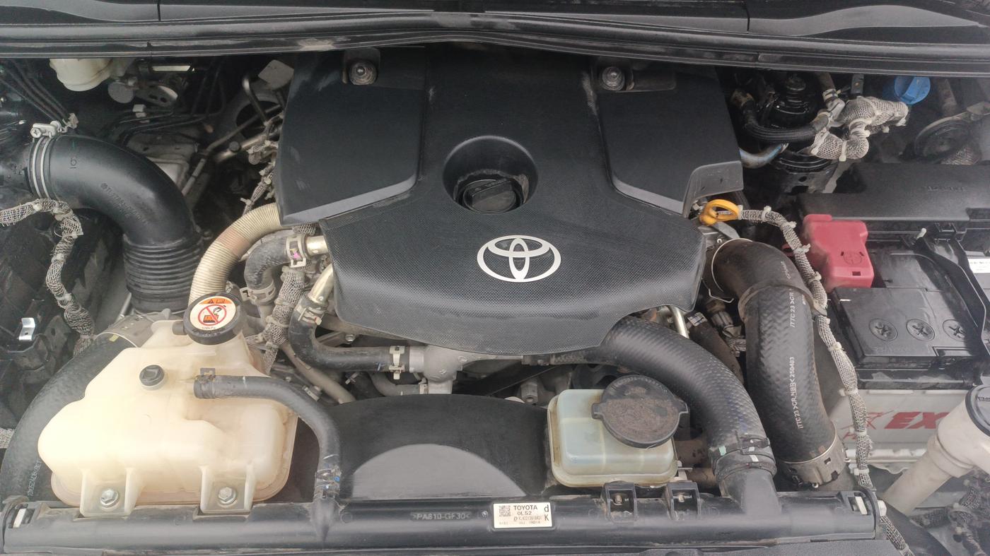 2025 Toyota Innova Crysta 2.4 ZX 7STR, Diesel, Manual, 16,012 km, Engine View
