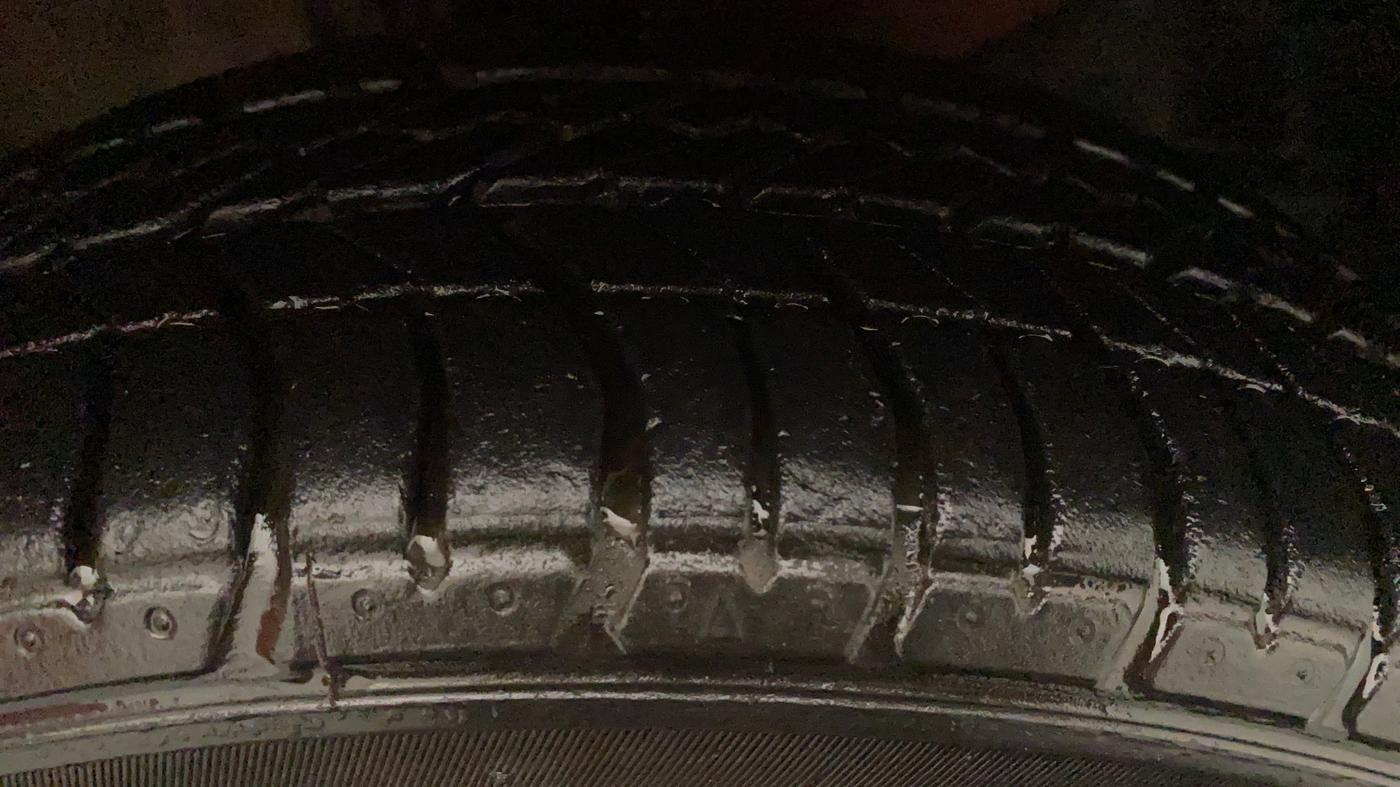 2015 Honda Brio VX AT, Petrol, Automatic, 28,076 km, Left Rear Tyre Tread