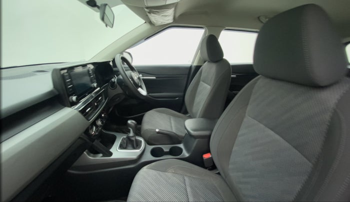 2019 KIA SELTOS HTK 1.5 PETROL, Petrol, Manual, 39,585 km, Right Side Front Door Cabin