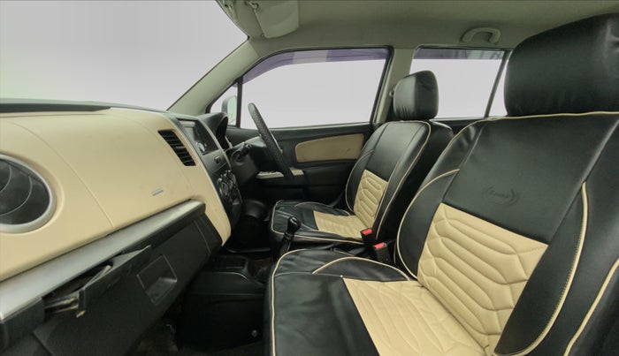 2018 Maruti Wagon R 1.0 LXI, CNG, Manual, 63,841 km, Right Side Front Door Cabin