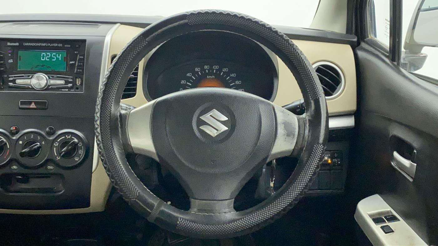 2018 Maruti Wagon R 1.0 LXI, CNG, Manual, 63,841 km, Steering Wheel Close Up