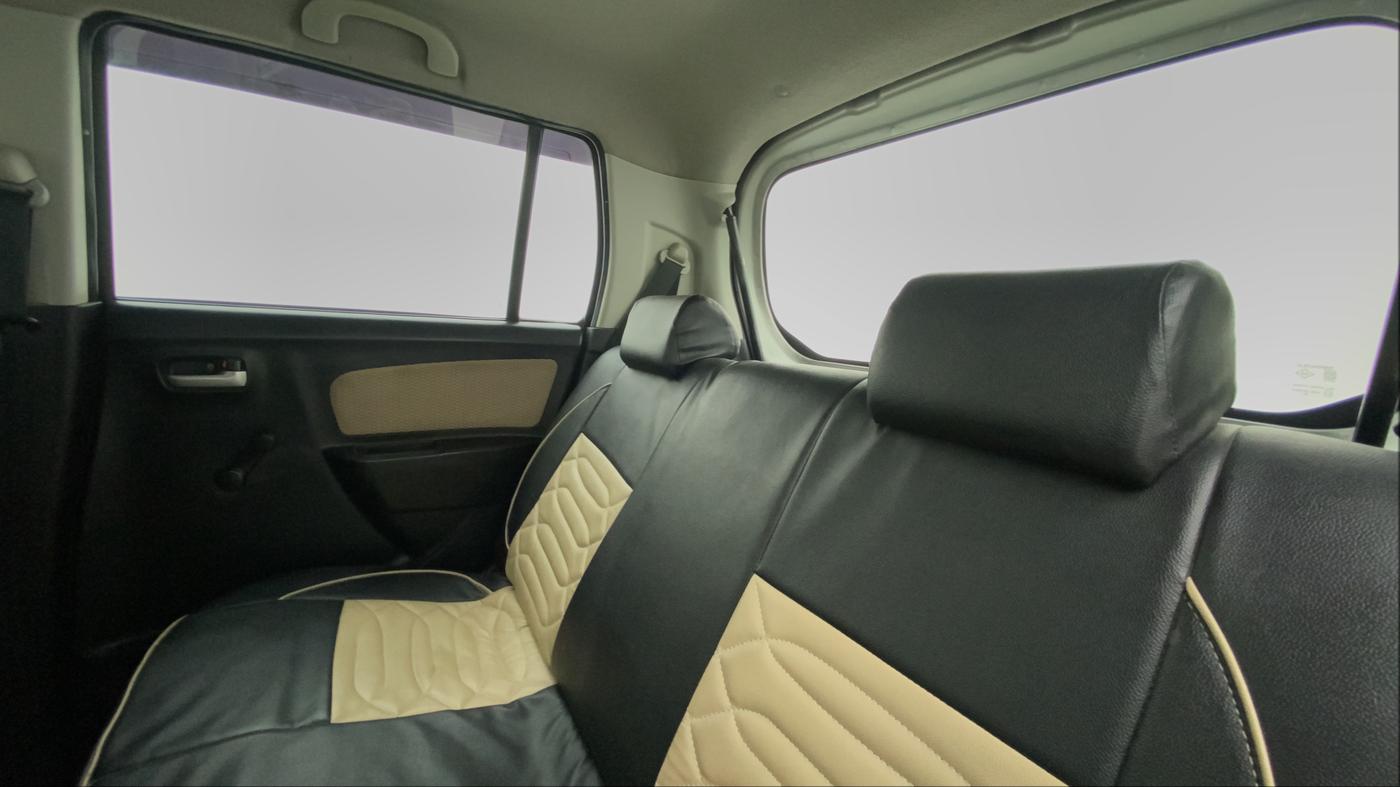 2018 Maruti Wagon R 1.0 LXI, CNG, Manual, 63,841 km, Right Side Rear Door Cabin