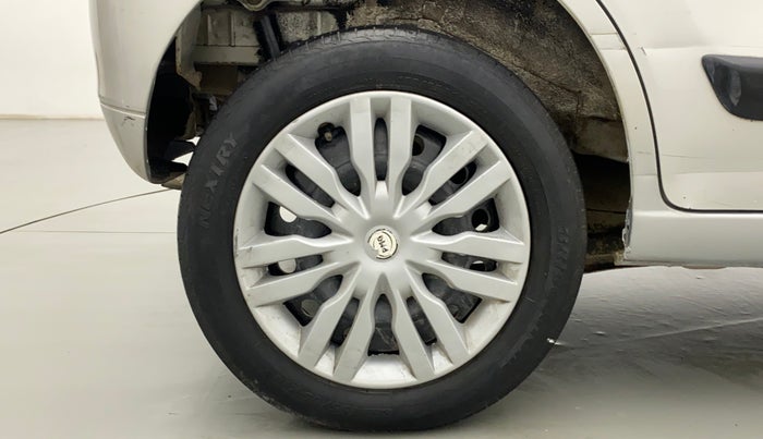 2018 Maruti Wagon R 1.0 LXI, CNG, Manual, 63,841 km, Right Rear Wheel