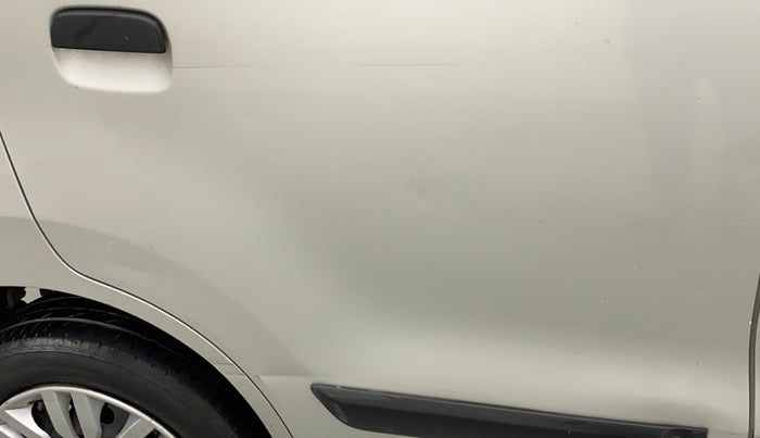2018 Maruti Wagon R 1.0 LXI, CNG, Manual, 63,841 km, Right rear door - Minor scratches